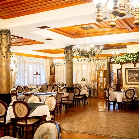 格罗布斯酒店 3*